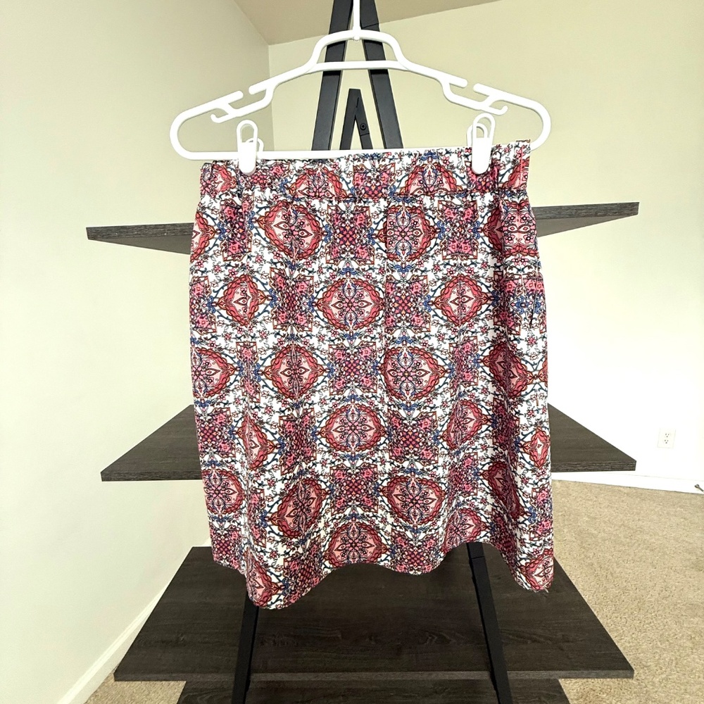 LOFT Mini Skirt Pink Blue White Pattern Size S - Picture 2 of 9